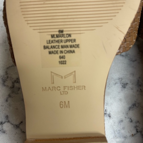 Marc Fisher Sandals size 6 - Picture 4 of 4